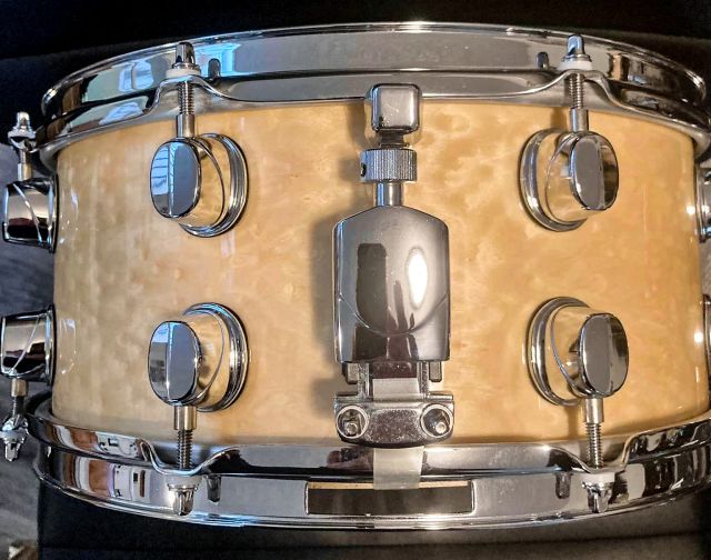 BPBE3605XN Blonde Birdseye Maple. Photo - Matthew Wade