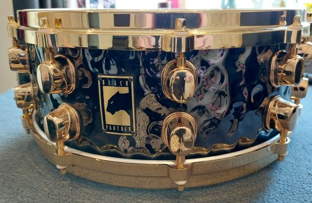 14"x"5.5" Hammered Brass Gold Hardware. Photo - Ray Elliott