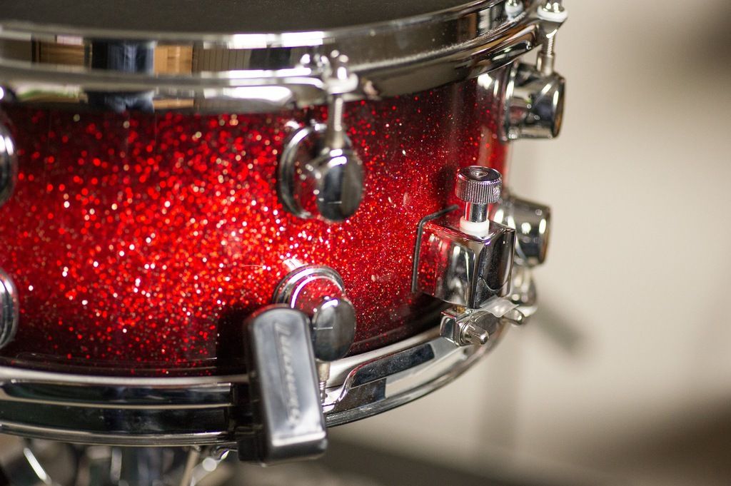 13"x5.5" Saturn Supernova Red Burst. Photo - himi76