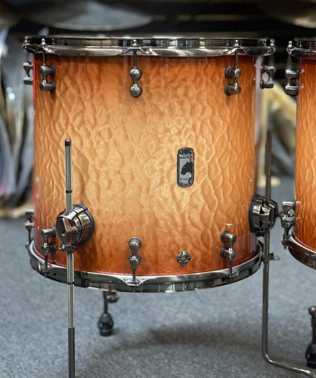Versatus - Peach Burl Burst
