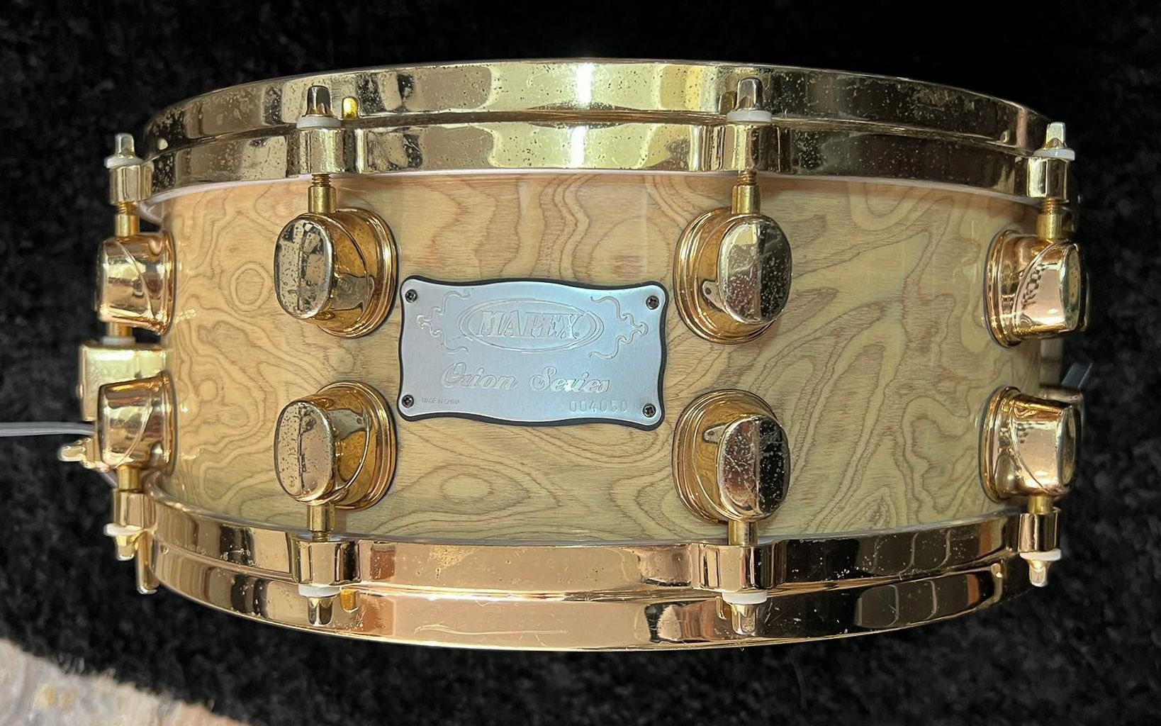 14"x5.5" Orion Antique Ivory Burlwood. Photo - Ilario Felicetti