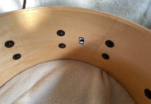 14"x6.5" Maple Deluxe Emerald Green. Photos - Bob Holmes