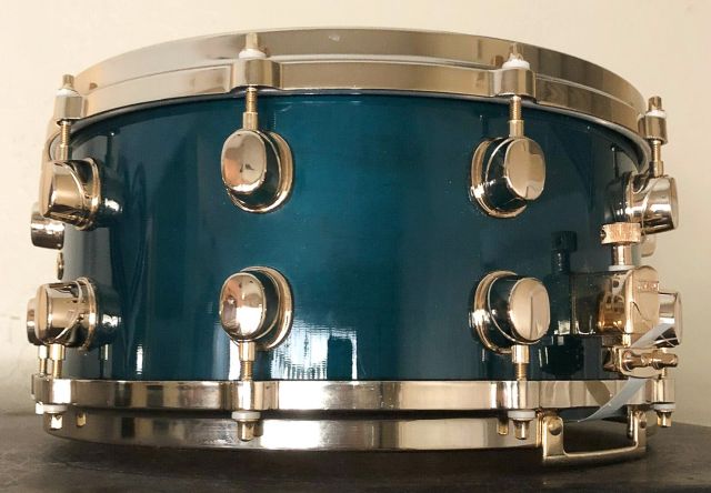 14"x6.5" Maple Deluxe Emerald Green. Photos - Bill (bepdrumsqi)