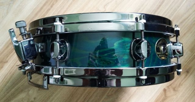 14"x3.5" Deep Forest Vavona Burlwood. Photo - Alex Wicheard