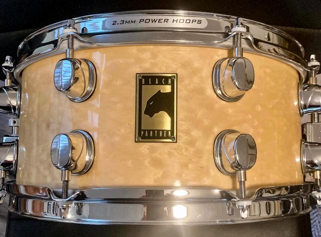 BPBE3605XN Blonde Birdseye Maple. Photo - Matthew Wade