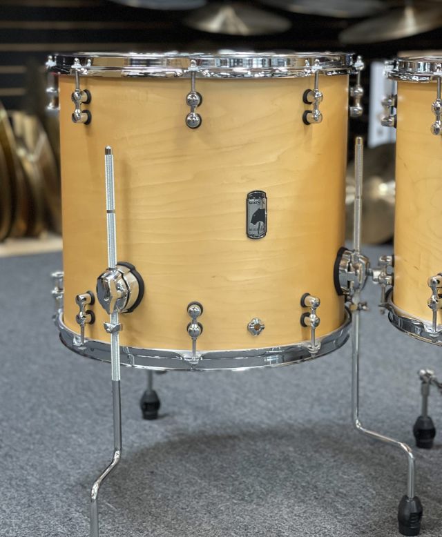 Versatus - Natural Satin