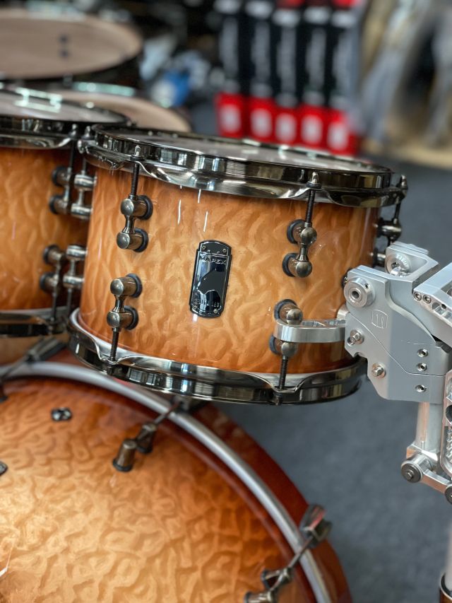 Versatus - Peach Burl Burst