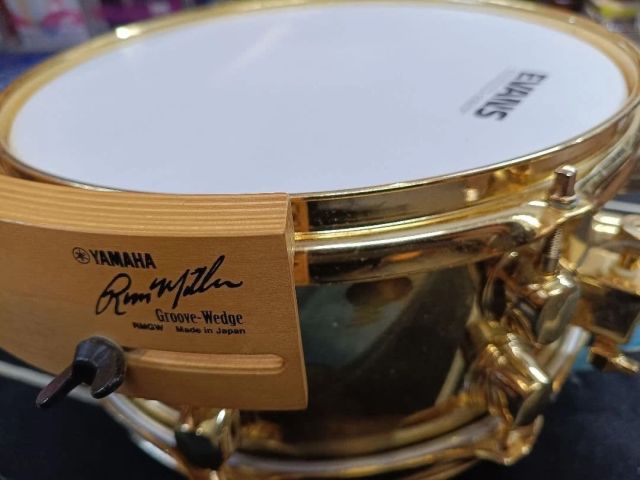 12"x5.5" Polished Brass with Gold Hardware.